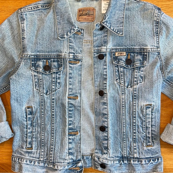 LEVI’S | Jean Jacket - Picture 2 of 6